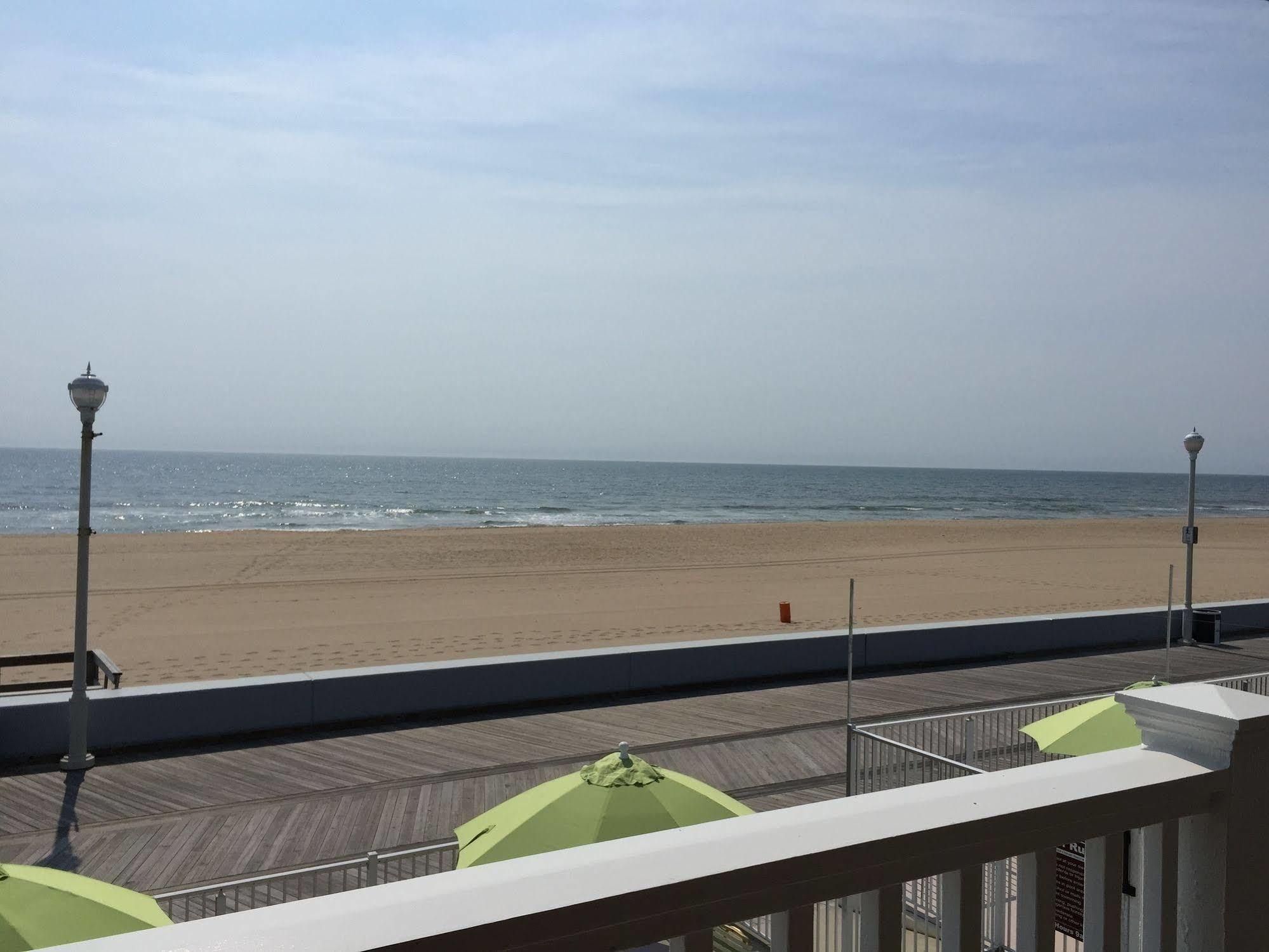 Fish Tales Boardwalk Inn & Ocean Mecca Motel Ocean City Eksteriør billede